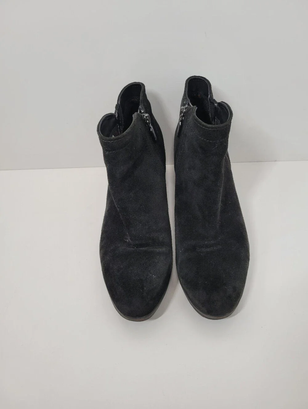 Blondo black suede
